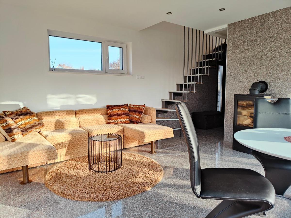 Green Hill Valley Apartments Kaunas Exterior photo